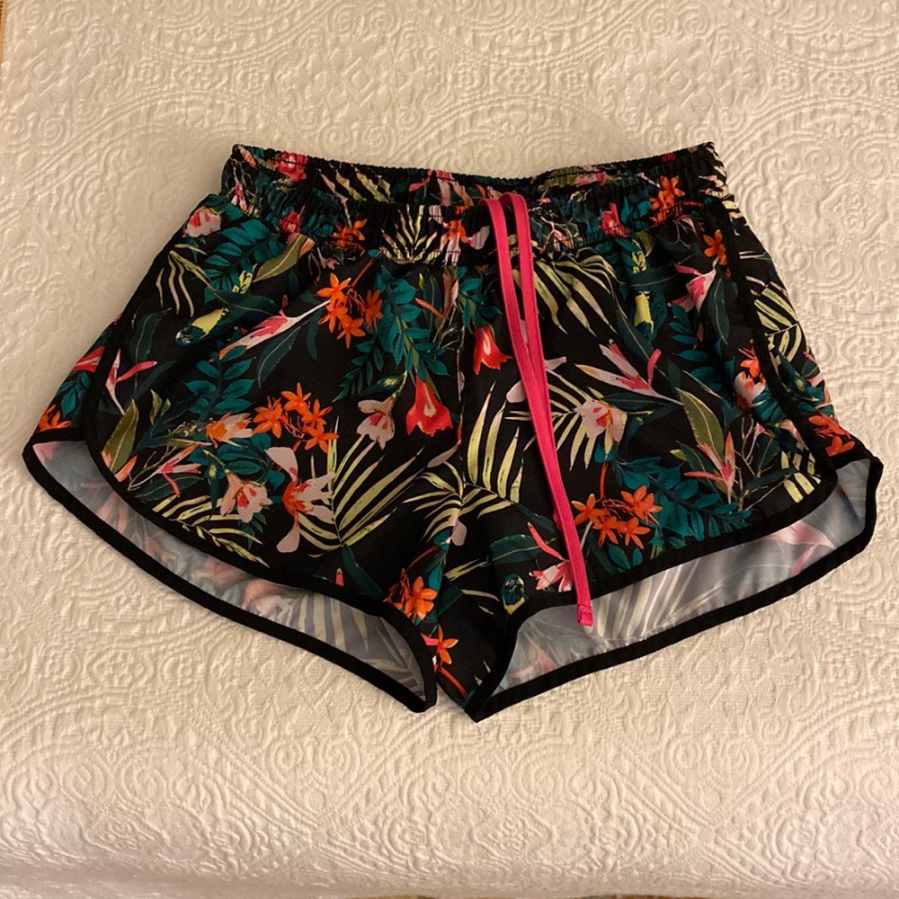 Old Navy, XS, running shorts in tropical print. Pocket at right front hip.